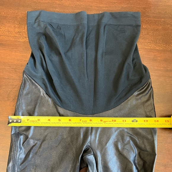 ***SOLD*** Spandex Maternity Faux Leather Leggings - Picture 2 of 5